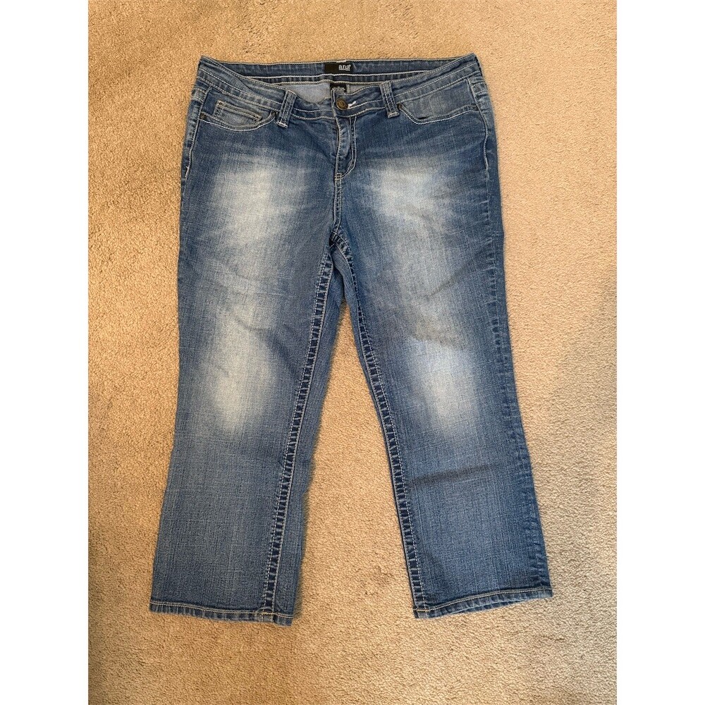 a.n.a (A New Approach) Jeans Womens Size 14 Blue Medium Wash Cropped